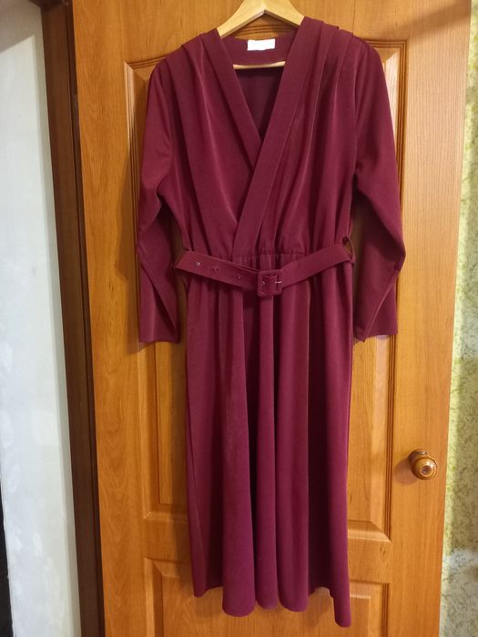 Продам святкову сукню