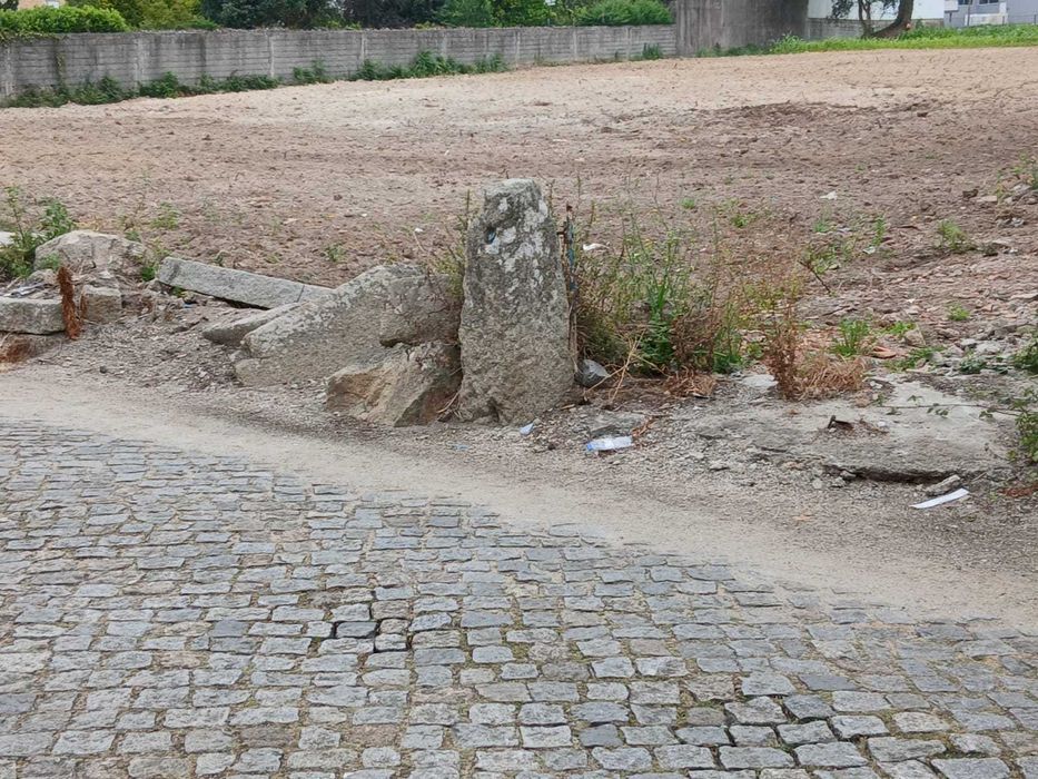 Terreno c/470 m2 com projeto aprovado para 2 moradias geminadas T3 na zona de Vila do Conde