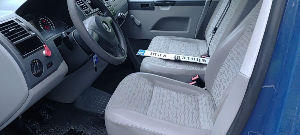 Volkswagen Transporter brygadówka brygadowy 6 osobowy  doka