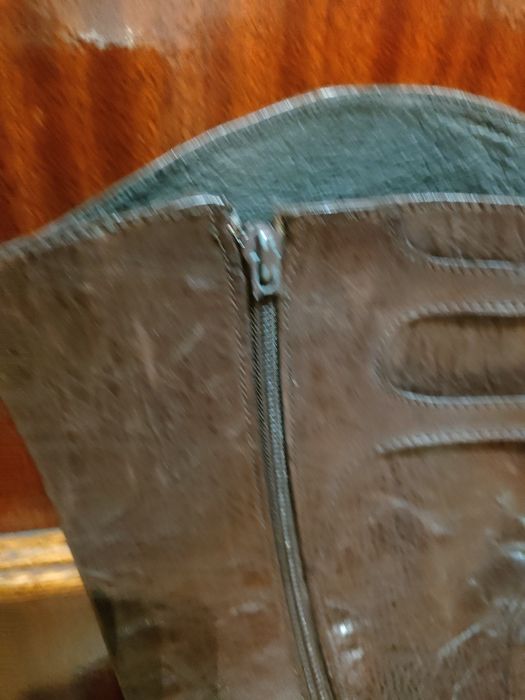 Bota à cavaleiro em pele