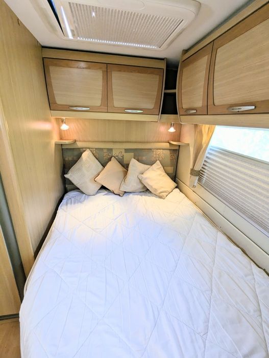 Caravana /quarto c/ cama sempre feita/ impecável/ levo ao local