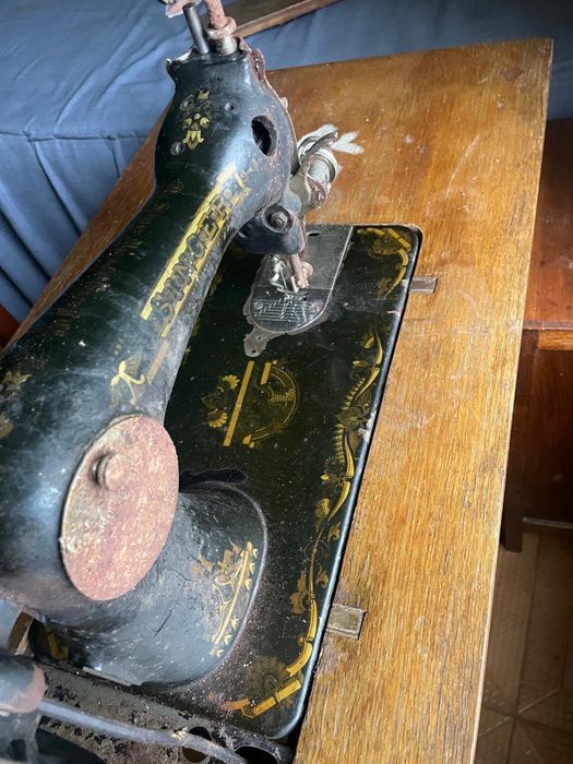 Maquina de costura antiga/vintage