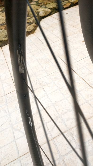 Rodas Mavic Cosmic Disco carbono