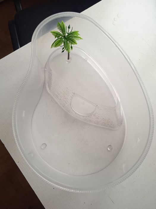 Продам пластиковый аква-террариум для черепах