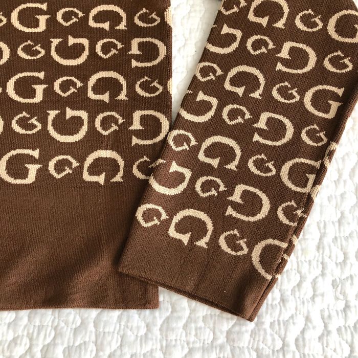 Guess sweter brazowy w logo roz L