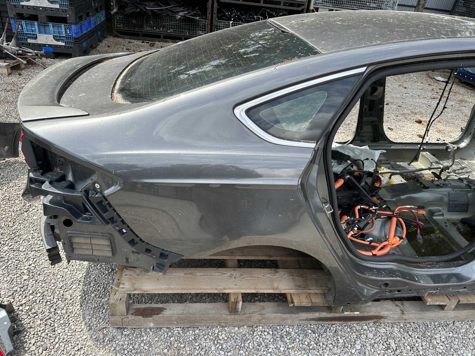 Ford Mondeo Mk5 кришка багажника шрот Форд запчастини з розборки