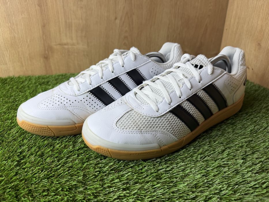 Adidas Spezial розмір 43 1/3
