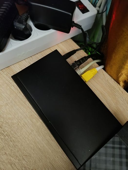 Комутатор мережевий Intellinet