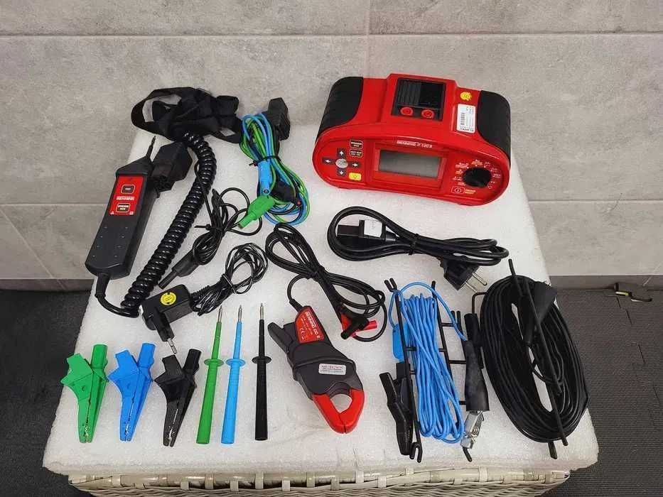 Miernik parametrów Urządzenie do pomiaru instalacji Benning IT 120B
