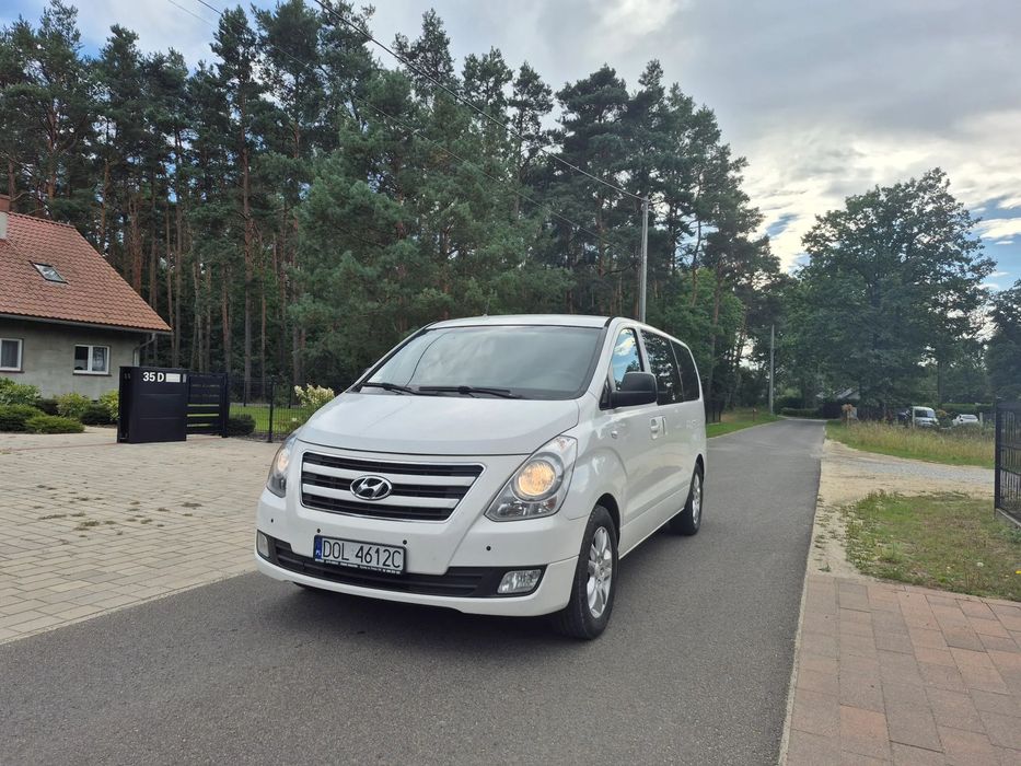 Hyundai H-1