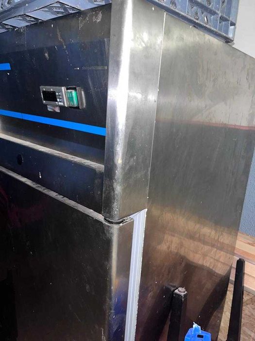 Arca vertical inox de frio positivo , ta muito boa toda em inox