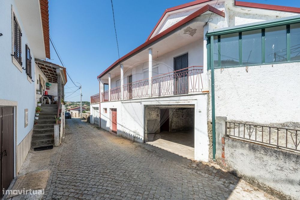 Moradia T6 para venda