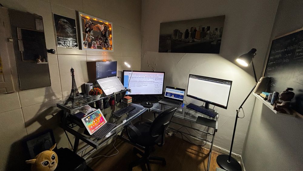 Secretária de Canto (L) em Vidro Temperado – Pronta a Transportar