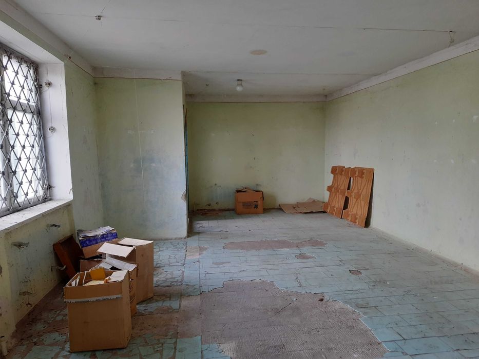 Продам нежитлове приміщення в м.Чуднові