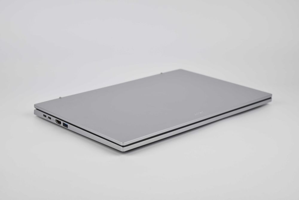 Acer Extensa 15 N23C3 i5-13420H 16 гб ssd 512 гб 15.6" IPS FHD Ноутбук