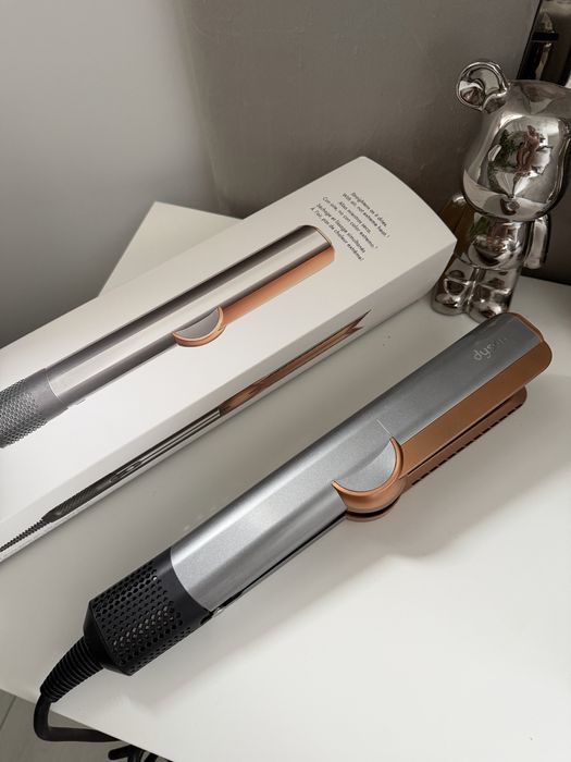 Dyson airstrait утюжок фен дайсон