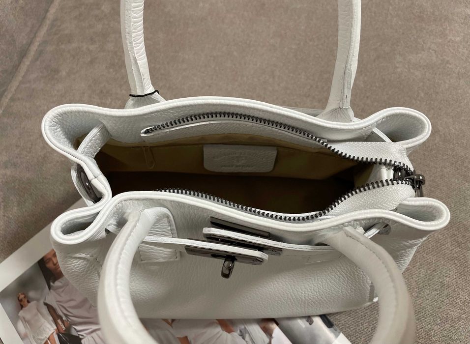 Італійська шкіряна сумка тоут нова колекція