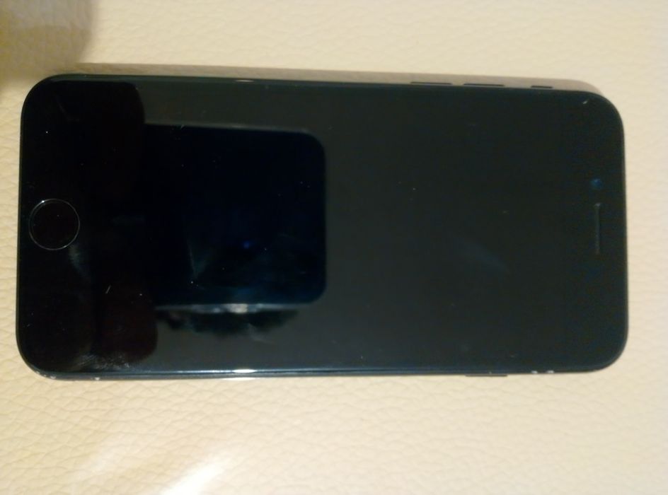 iPhone 11 64GB Preto