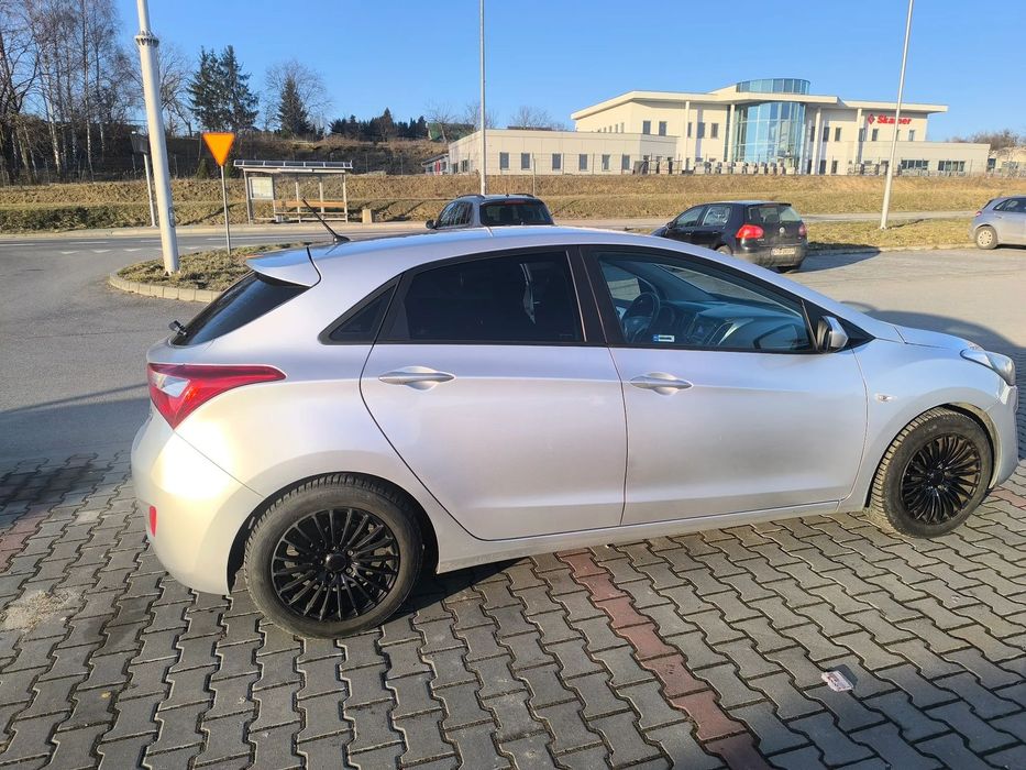 Hyundai I30 Hyundai i30, benzyna