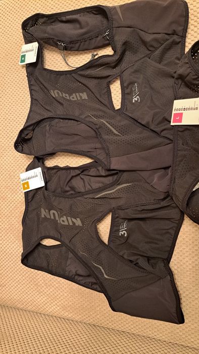 Nowa Kamizelka Kiprun Race 900 unisex  w rozmiarze S, M,L