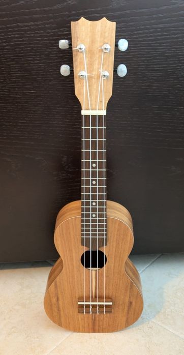 Ukulele Lusitania (Novo)