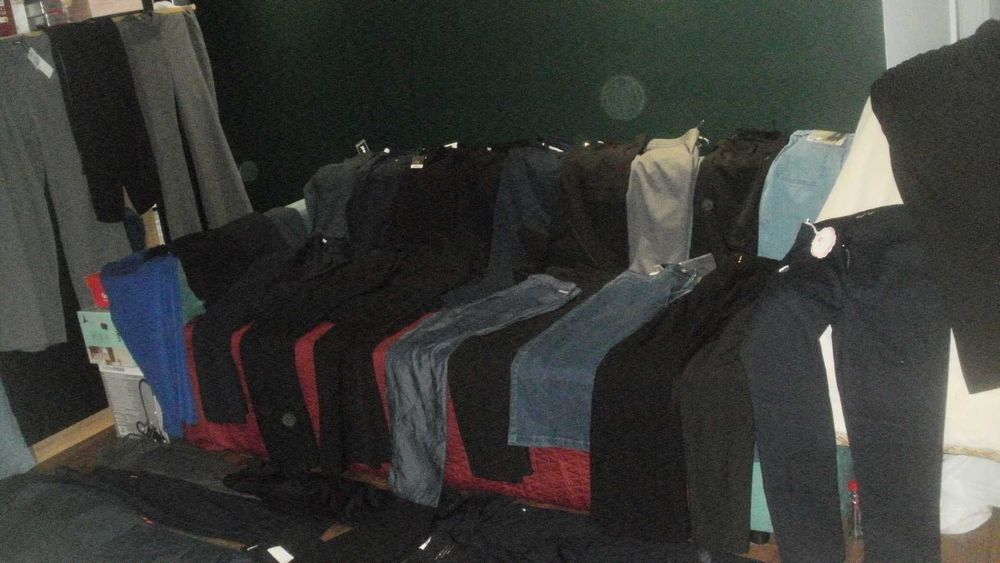 Spodnie damskie itp. - kilkadziesiąt szt.- S/M/L (36-38-40)