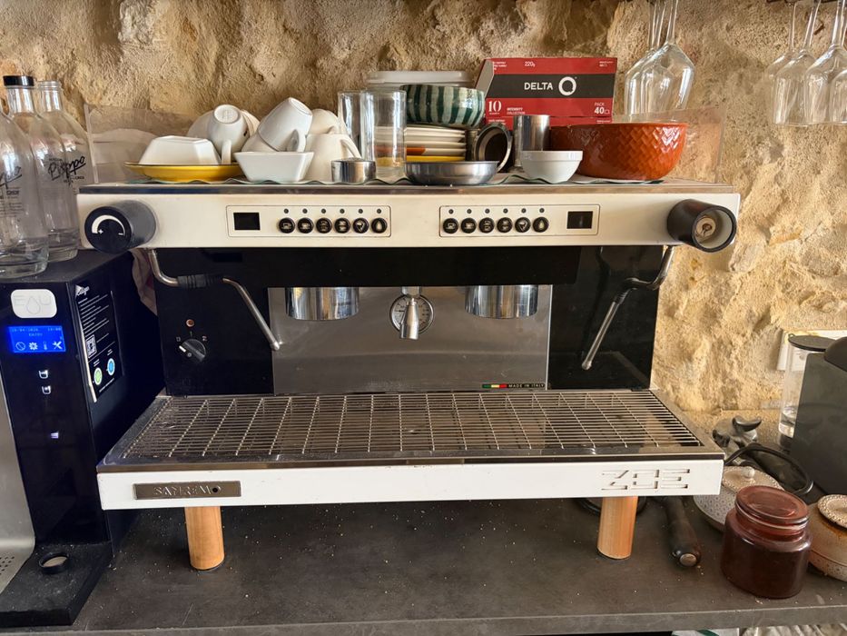 Máquina de café espresso profissional Sanremo Zoe – 2 grupos