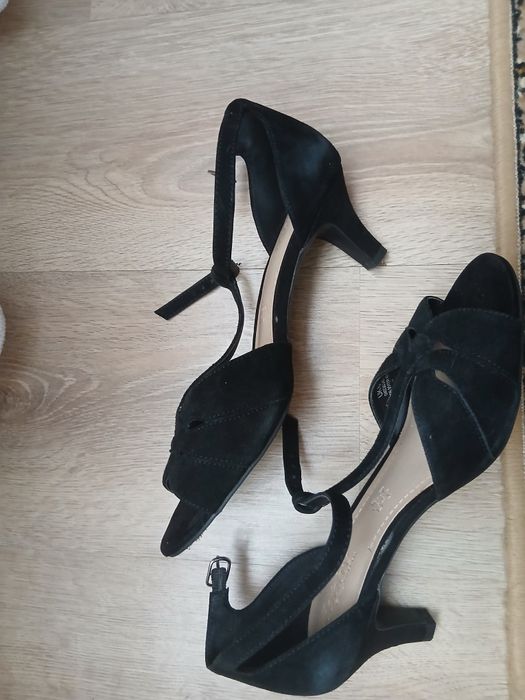 Туфлі для латини бачати