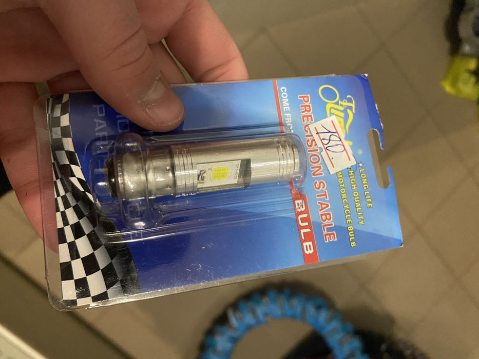 Лампочки до мотоциклів