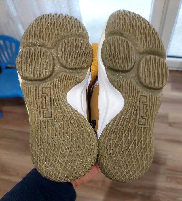 Buty Nike rozm. Euro 32