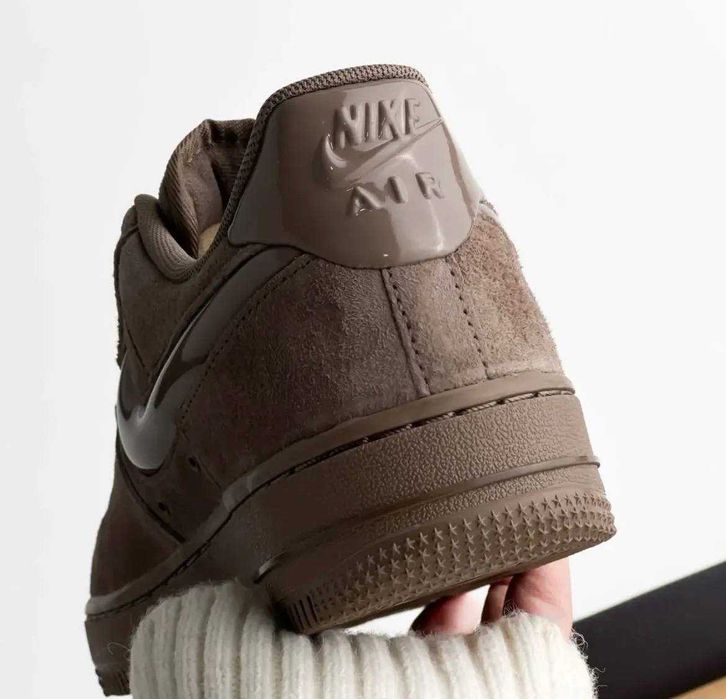 Нові NIKE AIR FORCE 07 mink brown жіночі найк