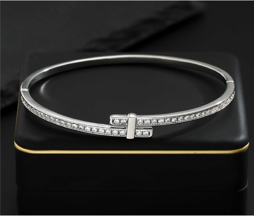 Sming Simple Zircon. srebrna bransoletka z cyrkoniami, minimalizm