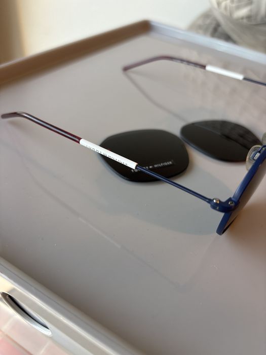 Oculos de sol Tommy Hilfiguer