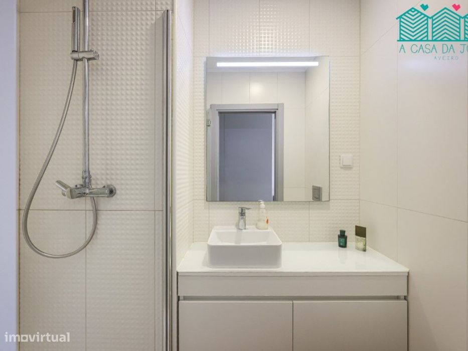 Apartamento T2 com Lugar de Garagem no Bairro do Liceu