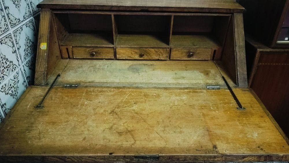 Antique secretary to restore in solid wood with multiple compartments64409315724801123