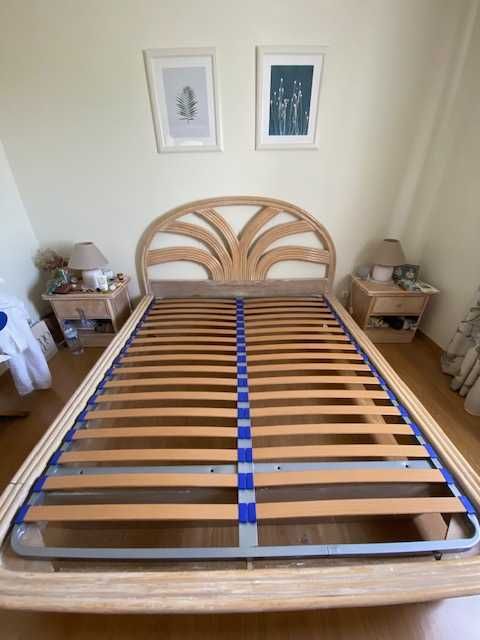 Cama de casal 160 cm em muito bom estado incl. estrado