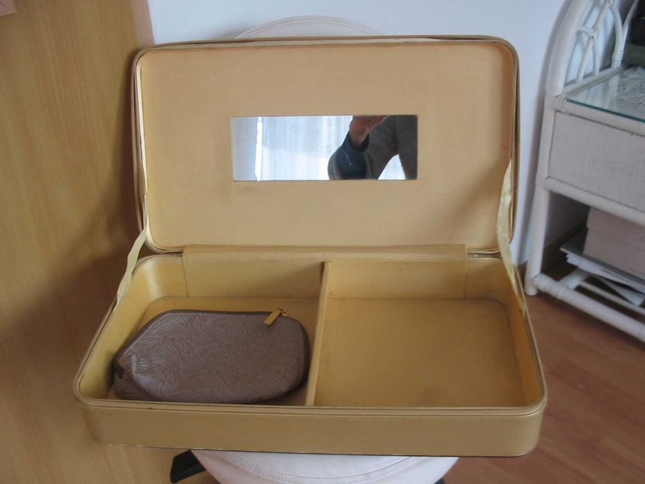 Walizeczka kosmetyczna/Estee Lauder