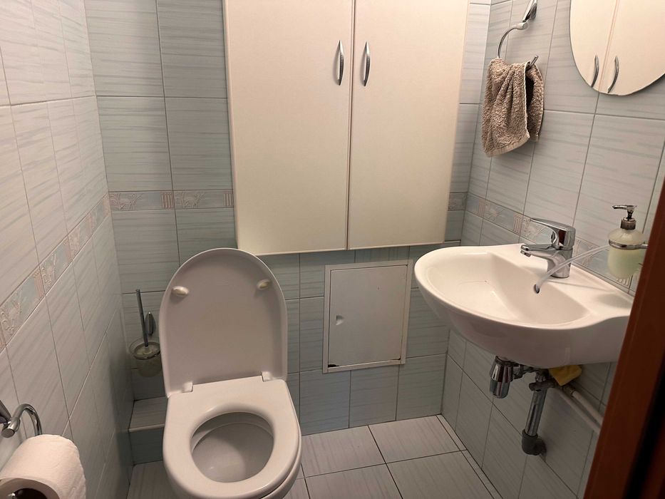 Квартира двокімнатна в Києві подобово