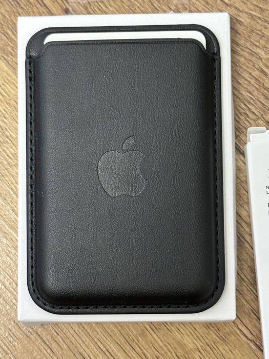 MagSafe Apple Wallet black гаманець/кардхолдер