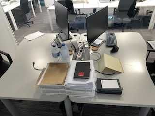 Mesas e secretarias escritorio