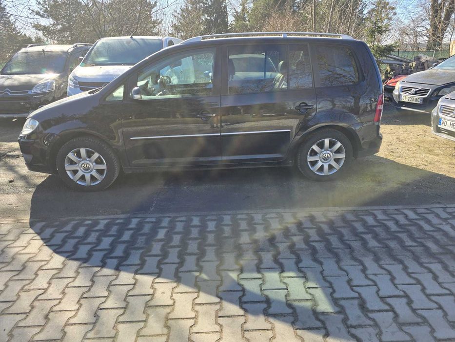 VW Touran 2.0 TDI 140km  manual 7-osobowy 2009