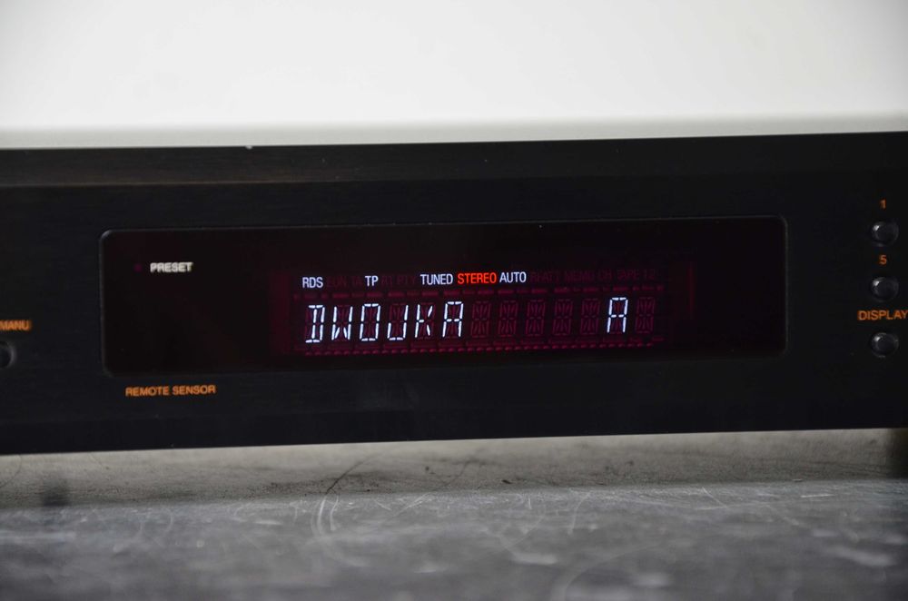 Tuner radiowy DENON TU-245 RDS-TEXT