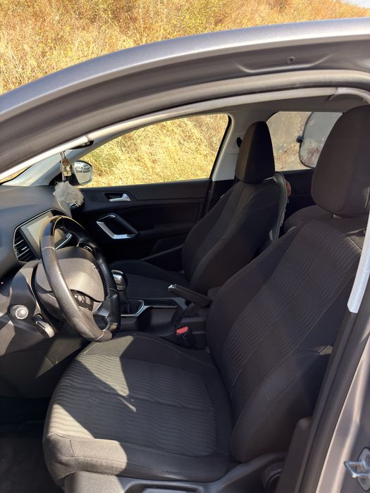 Peugeot 308 1.6 blue-HDi 120cv | 2015 | 152.000 km | Excelente estado