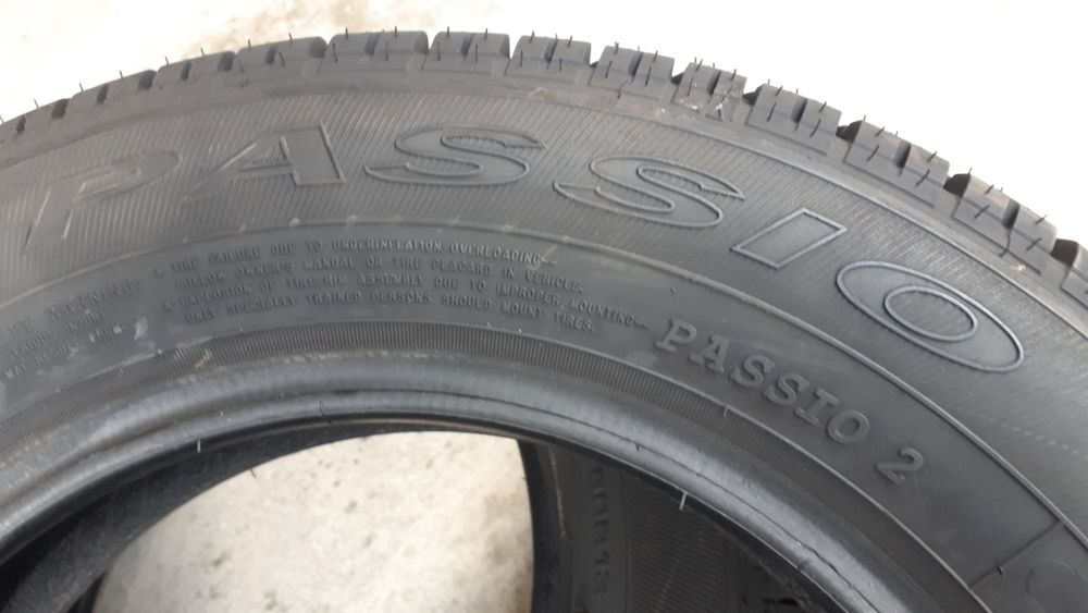 Dois pneus novos 145 r13 ou 145/80 r13 Debica Passio