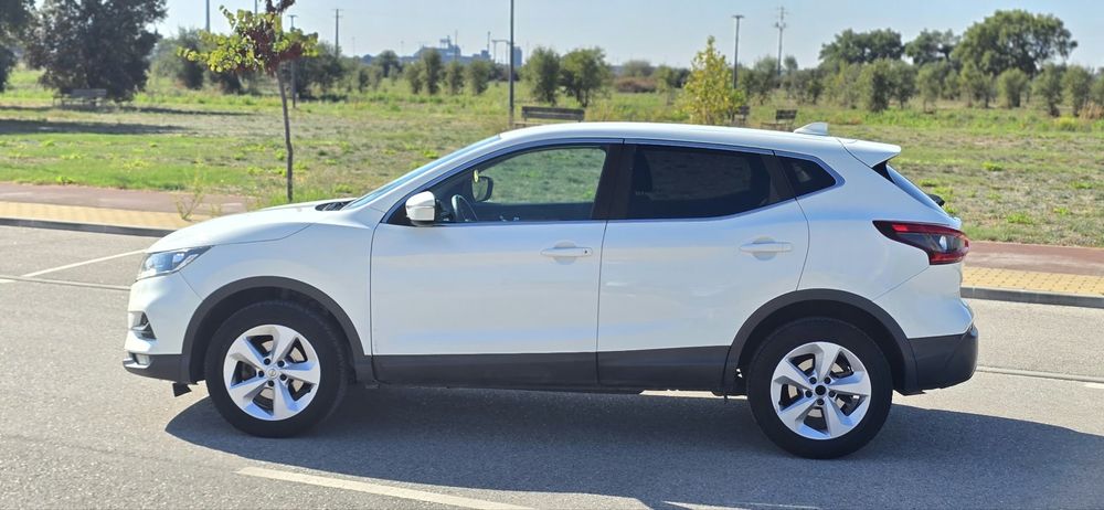 NISSAN QASHQAI 1.5 DCI Ano 2018 a Diesel — photo 5