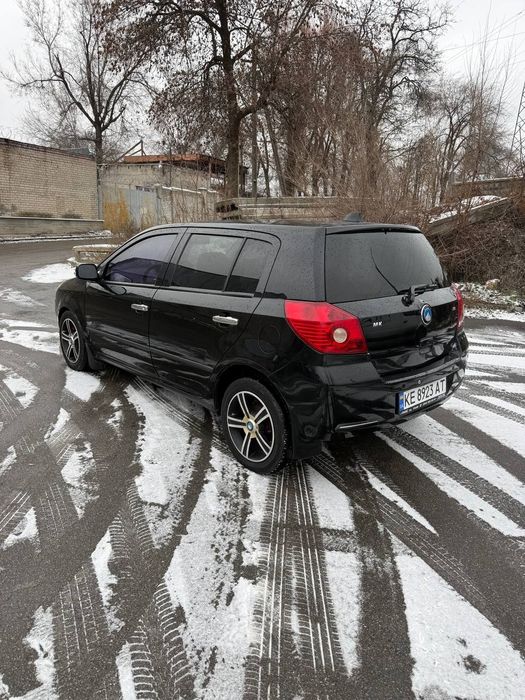 Продам Джили МК 2010 рік