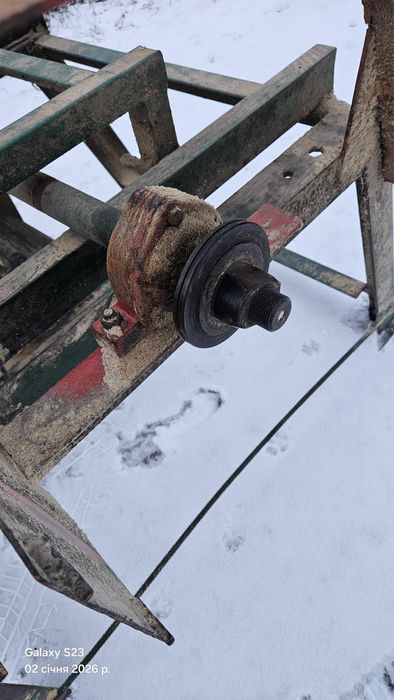 Верстат деревообробний, торцовочний, 1200мм для палетної дошки