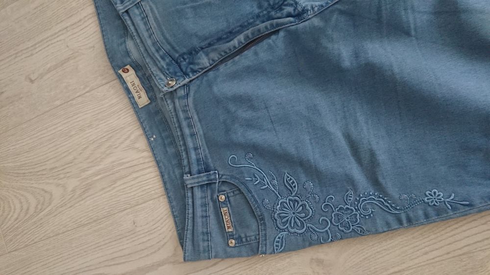 Sprzedam spodnie jeansy size 42 xxxl