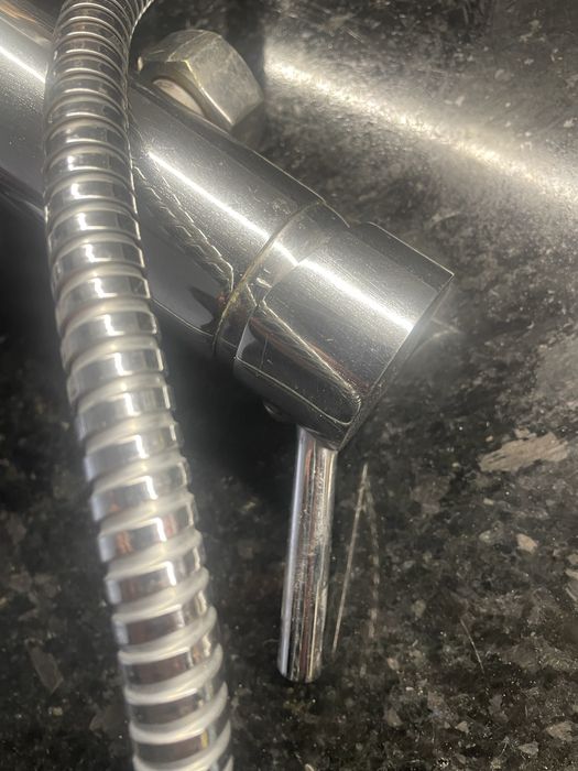 Torneira de Banheira com chuveiro de mão