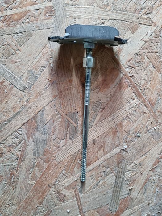 Wieszaki bezpośrednie do suchej zabudowy po budowie